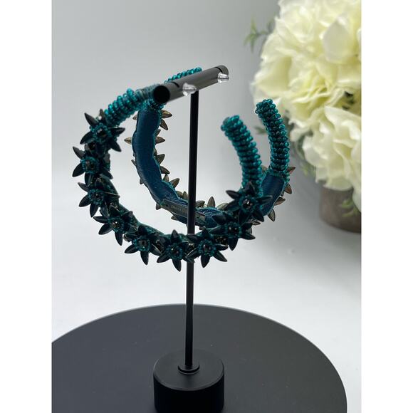 Deepa Gurnani Signed Handmade Green Beaded Floral Hoop Earrings Leather Back USA - Picture 4 of 8